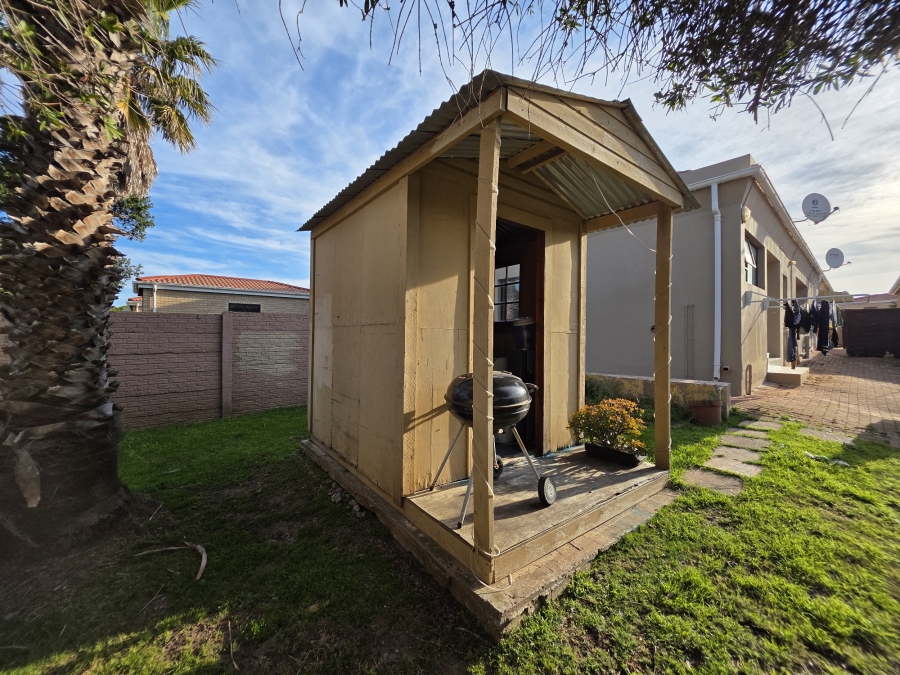 2 Bedroom Property for Sale in Ferreira Town Eastern Cape